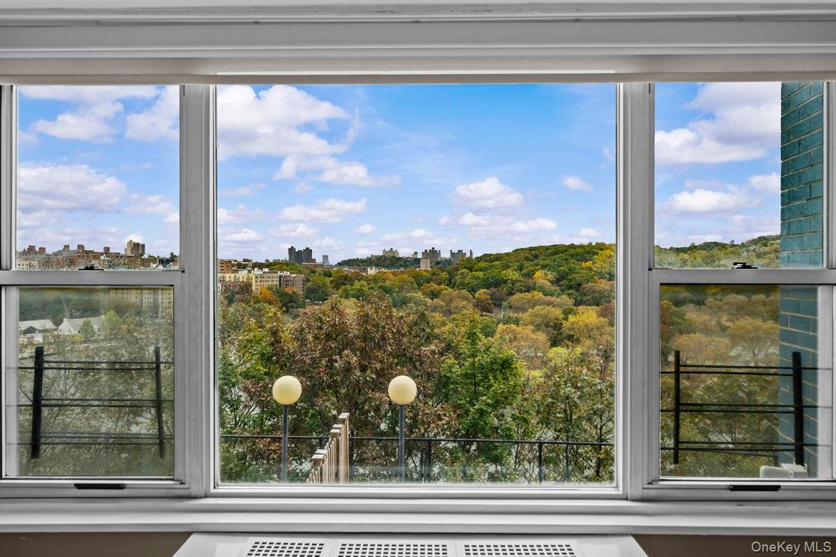 2400 Johnson Ave Apt 14j, Bronx, NY 10463, USA property photo