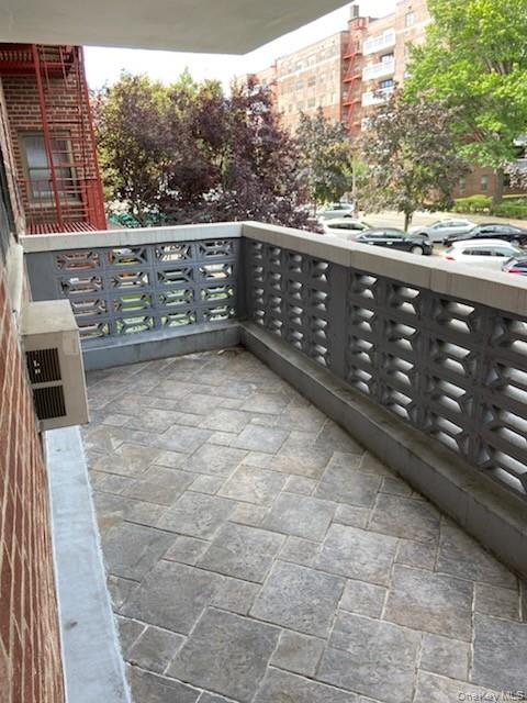 86-10 151st Ave, Howard Beach, NY 11414, USA property photo
