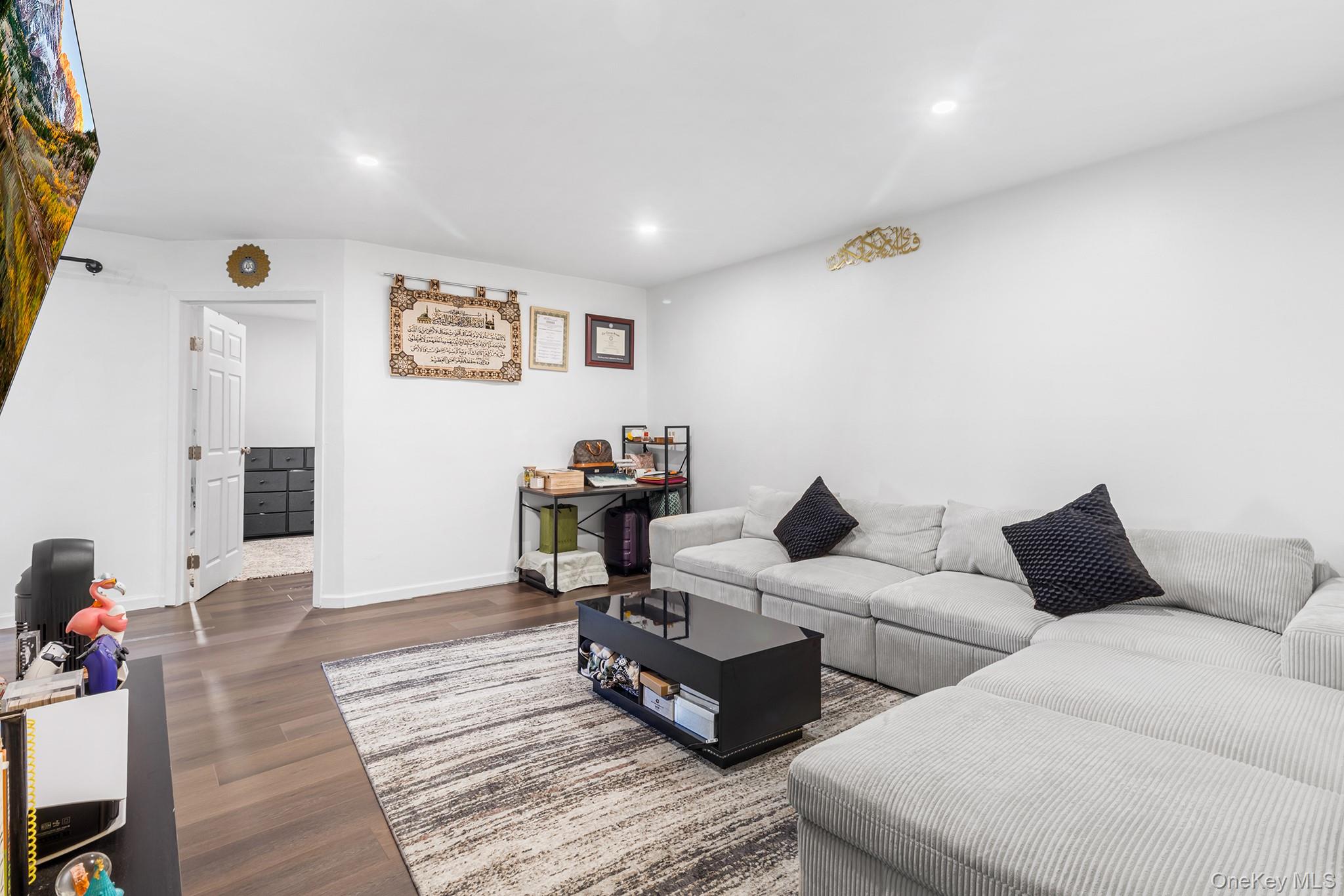 20 Wendell St, Hempstead, NY 11550, USA property photo