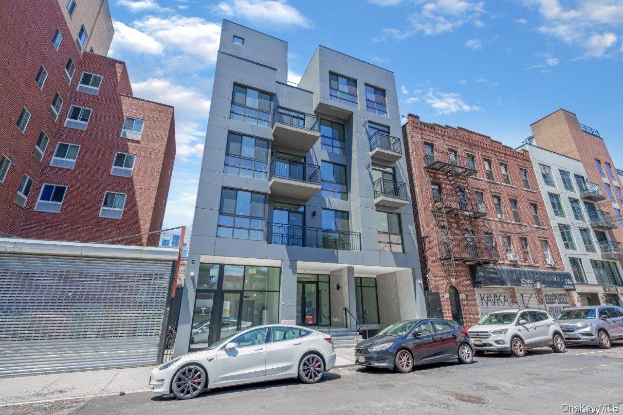 43-30 52nd St, Woodside, NY 11377, USA property photo