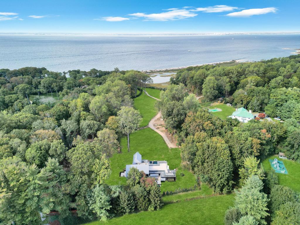 333 New York Ave, Huntington, NY 11743, USA property photo