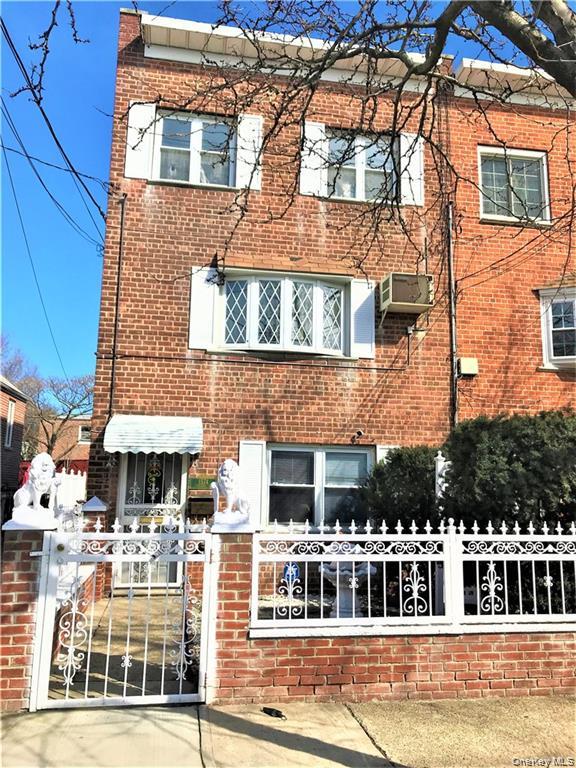 1574 Paulding Ave, Bronx, NY 10462, USA property photo