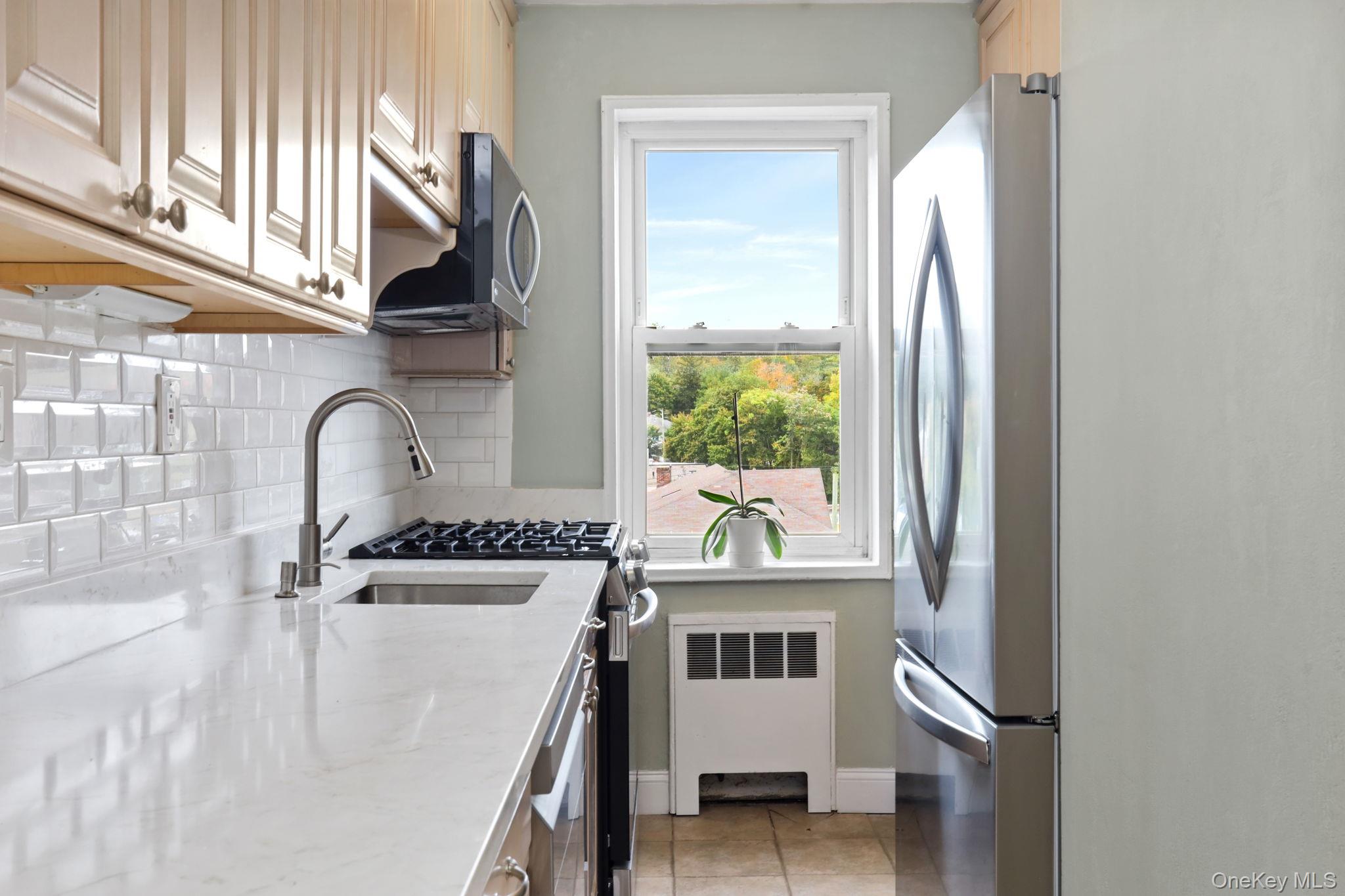 30 E Hartsdale Ave, Hartsdale, NY 10530, USA property photo