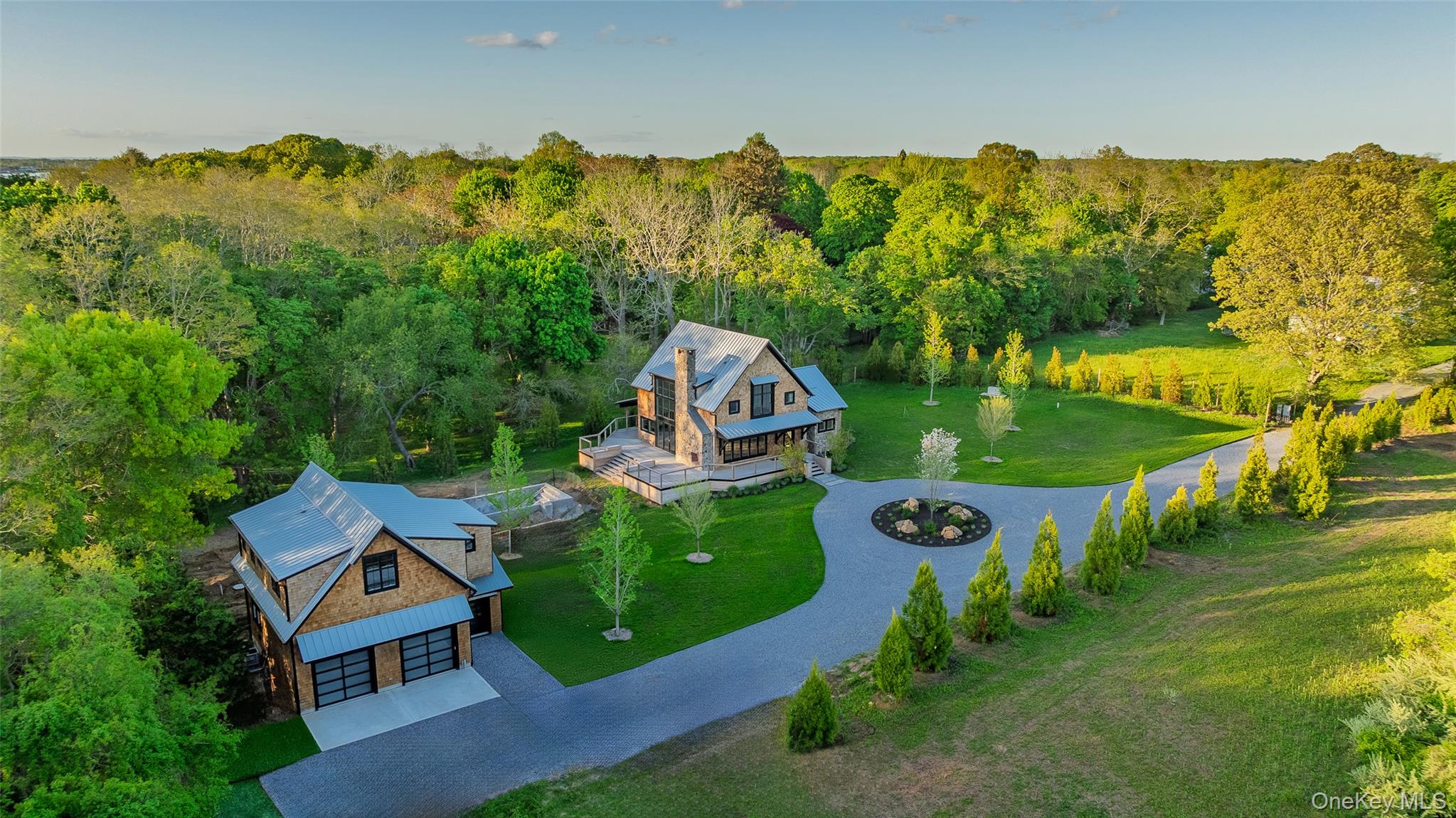 141 S Ferry Rd, Shelter Island, NY 11964, USA property photo
