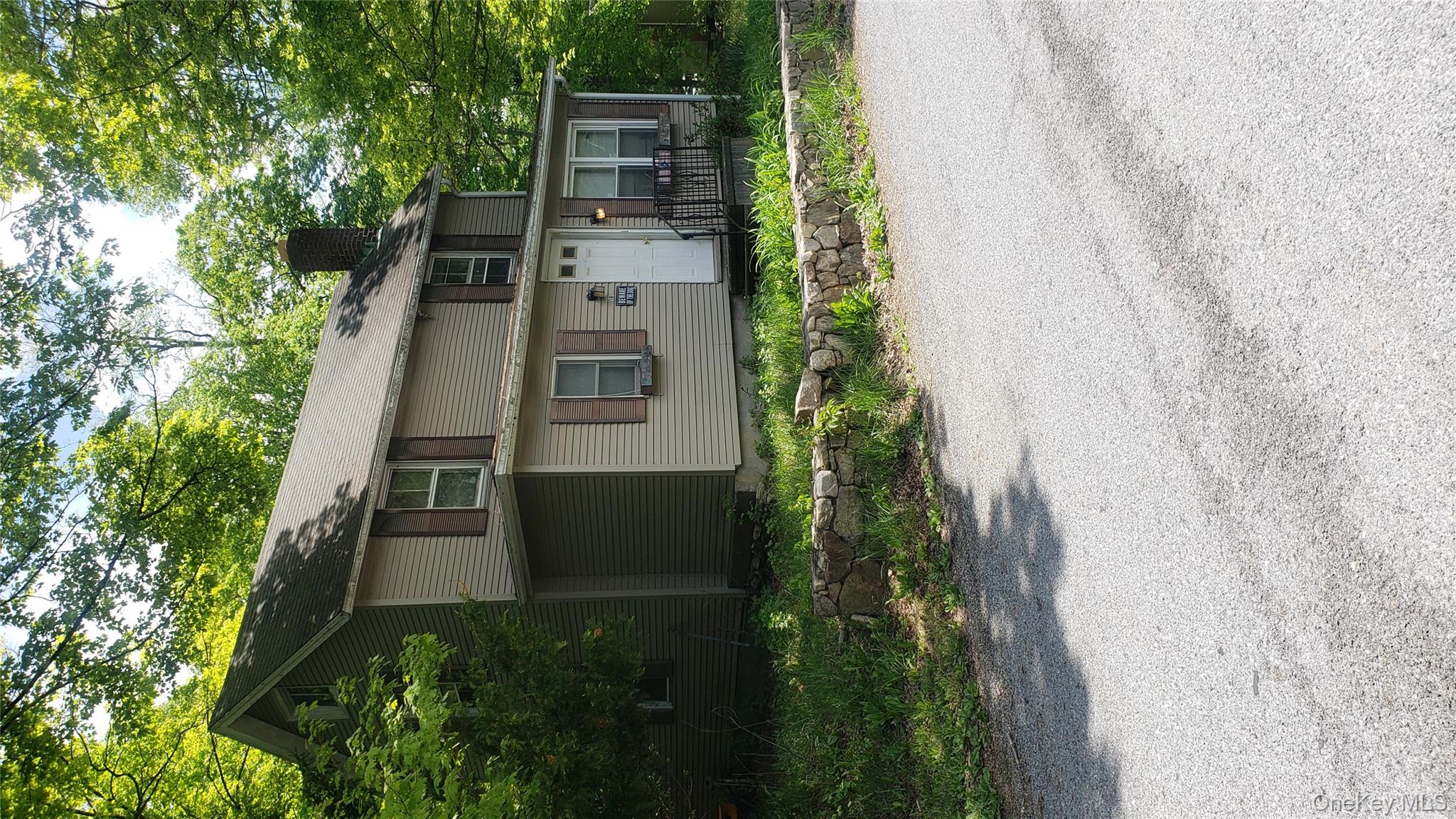 14 E Mountain Rd, Wingdale, NY 12594, USA property photo