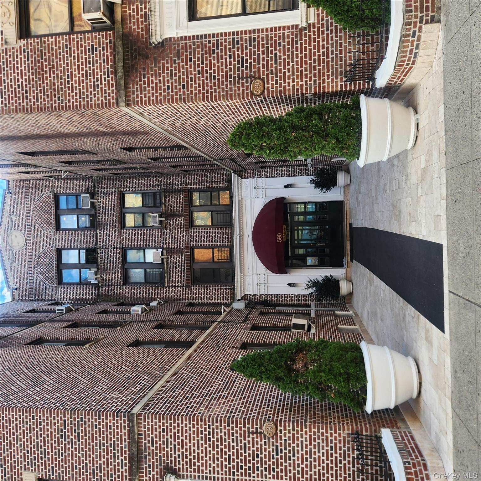 590 Parkside Ave, Brooklyn, NY 11226, USA property photo