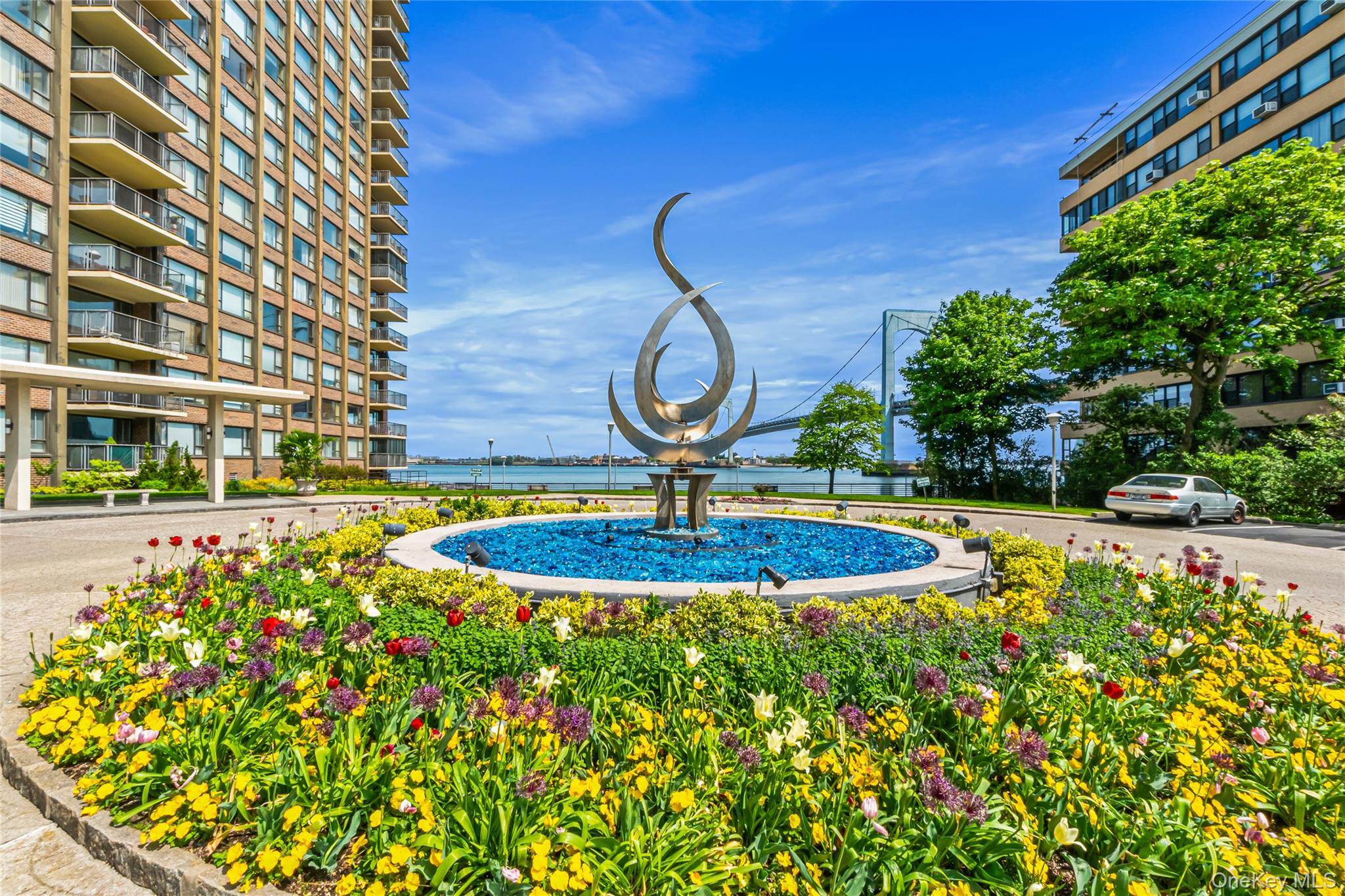 166-25 Powells Cove Boulevard Unit 19G Beechhurst, NY 11357 property photo