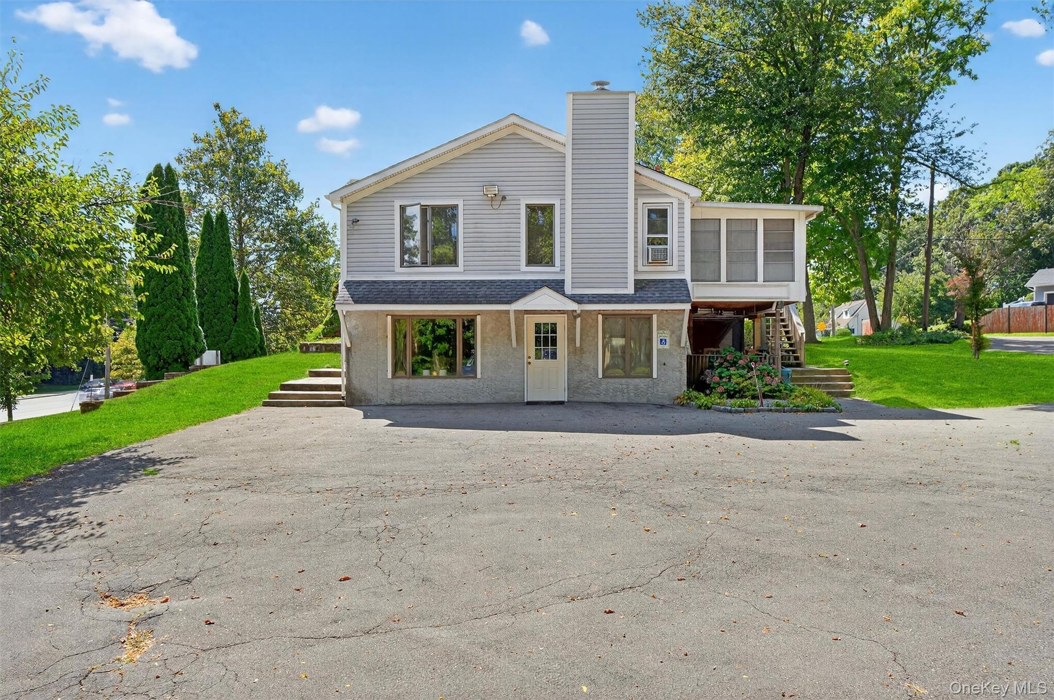 2 Renee Gate St, Cortlandt Manor, NY 10567, USA property photo