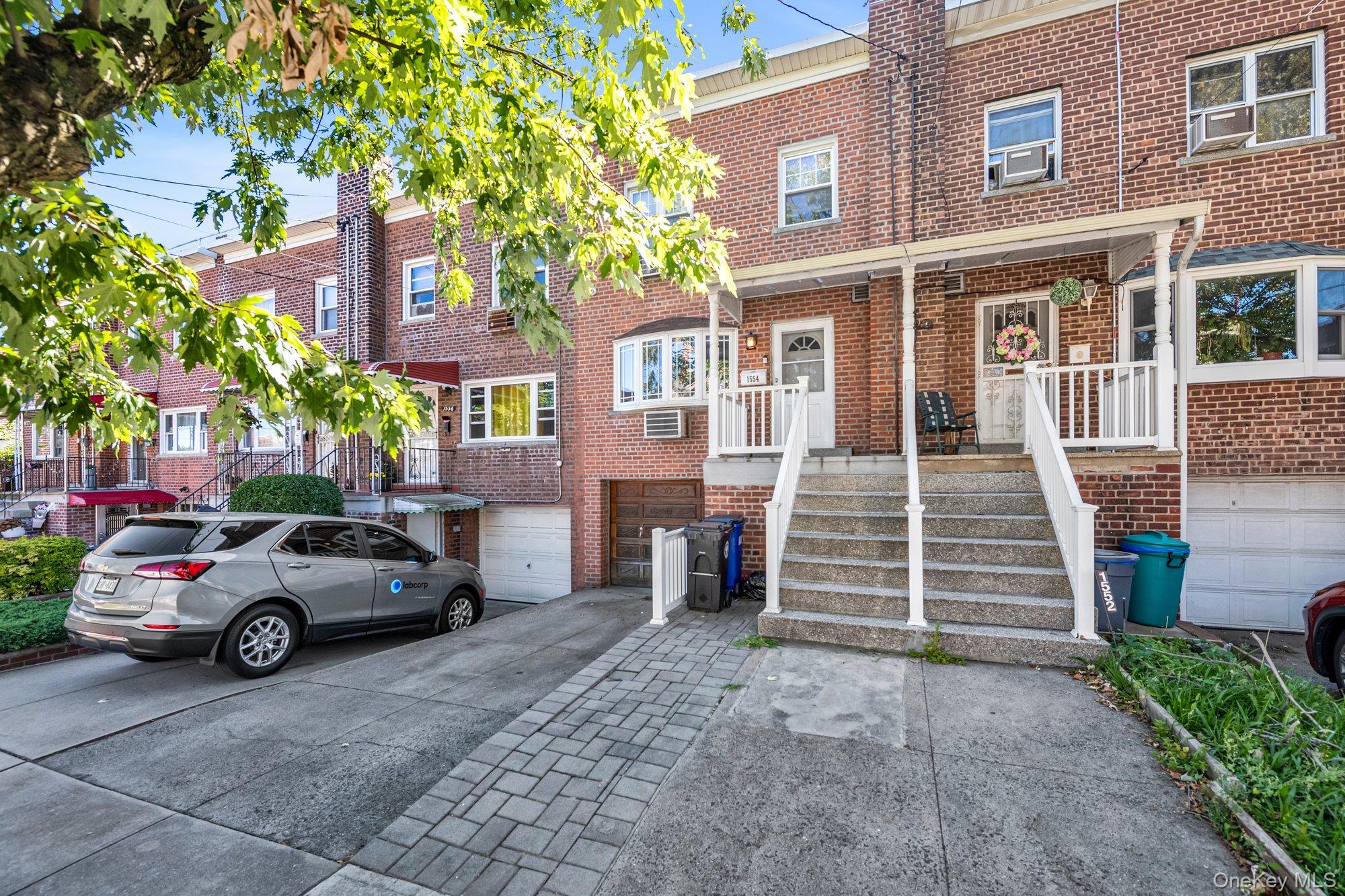 1554 McDonald St, Bronx, NY 10461, USA property photo