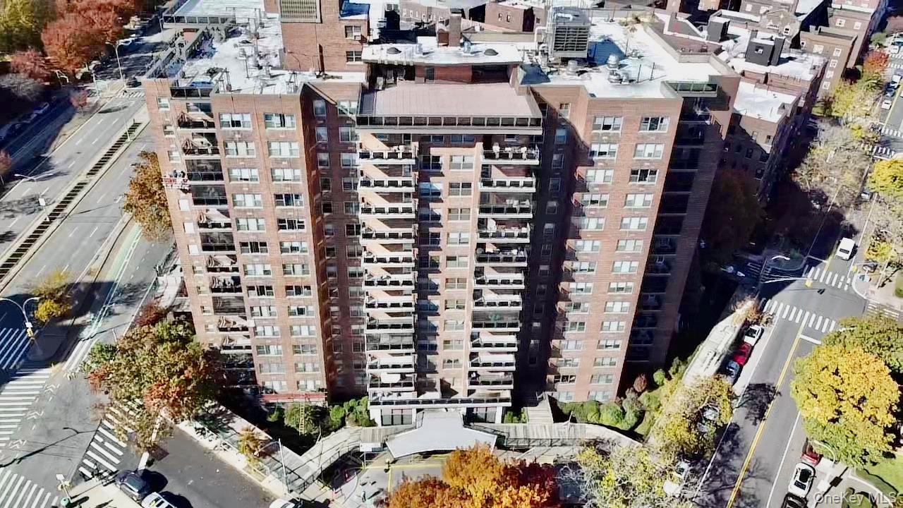 70-20 108th St, Flushing, NY 11375, USA property photo