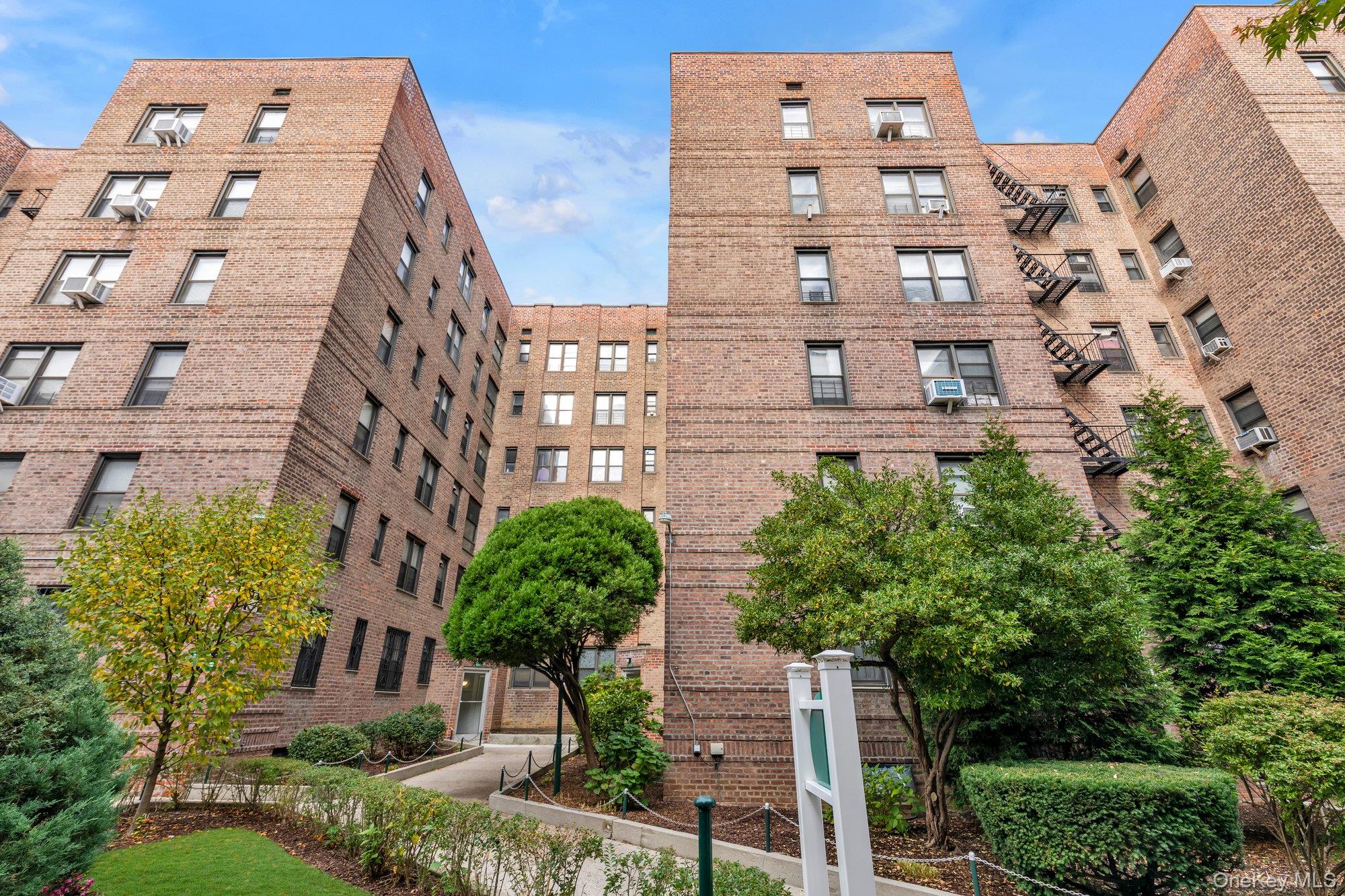 43-34 Union St, Flushing, NY 11355, USA property photo