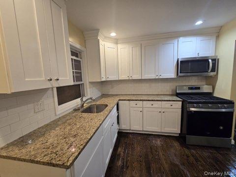 13 Dietz St, Central Islip, NY 11722, USA property photo