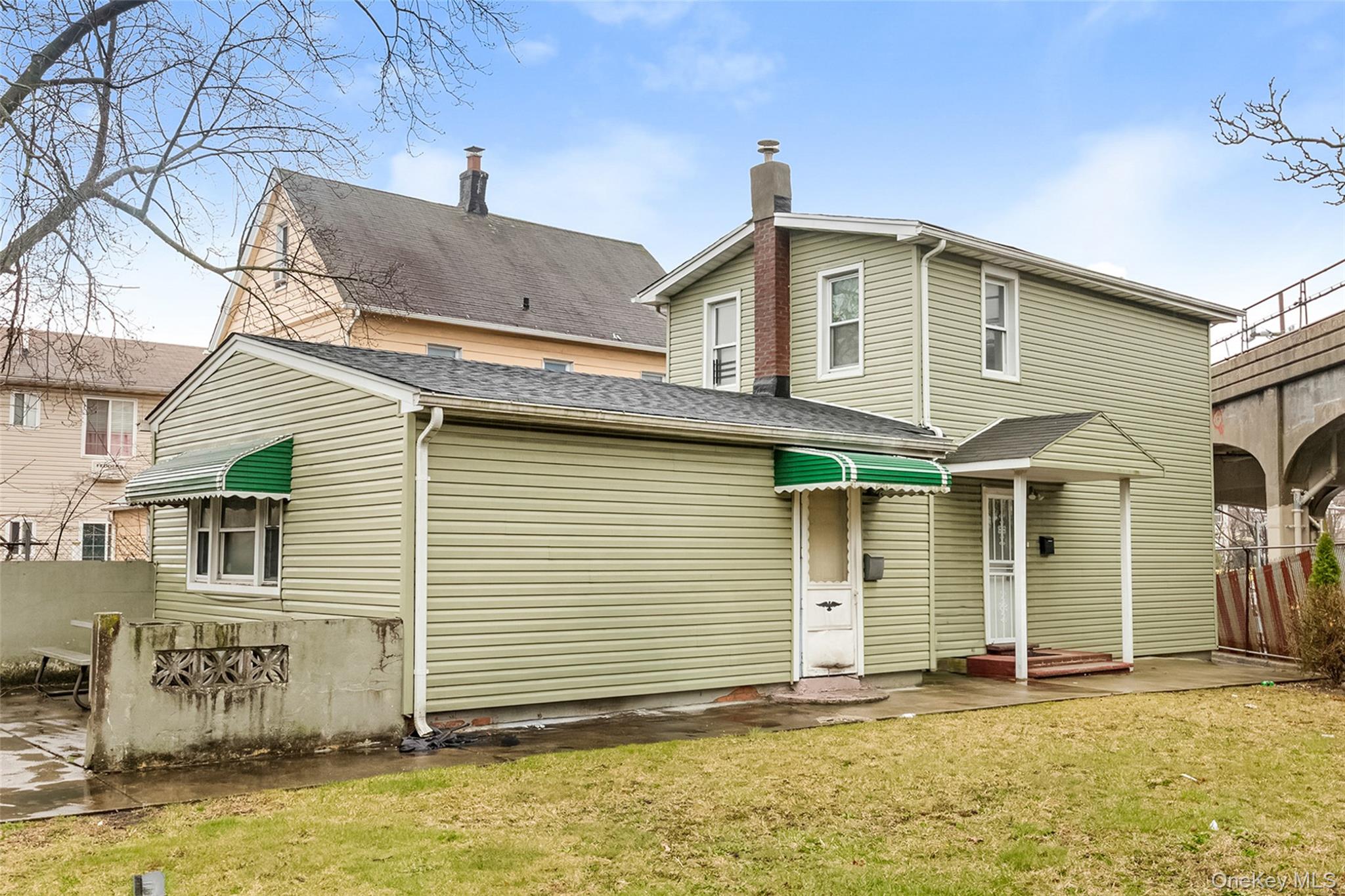 6 Gipson St, Far Rockaway, NY 11691, USA property photo