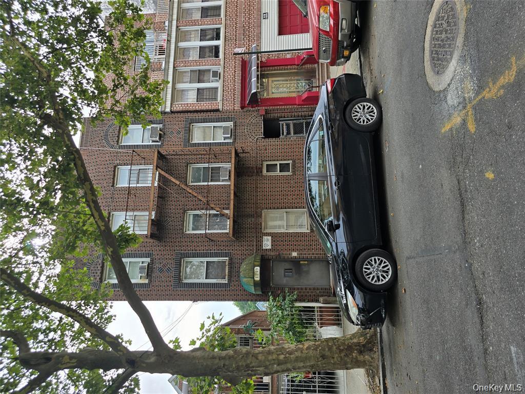 1249 Leland Ave, Bronx, NY 10472, USA property photo