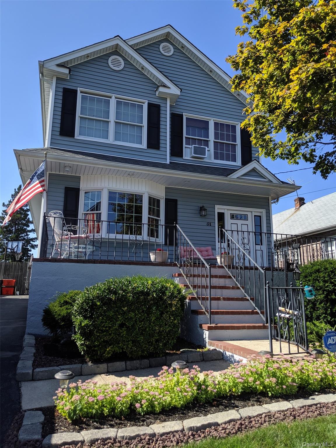 51 Pacific Ave, Franklin Square, NY 11010, USA property photo