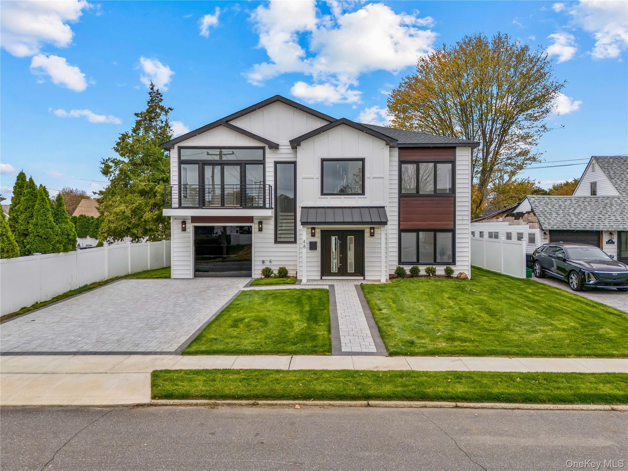 48 Martin Rd S, Bethpage, NY 11714, USA property photo