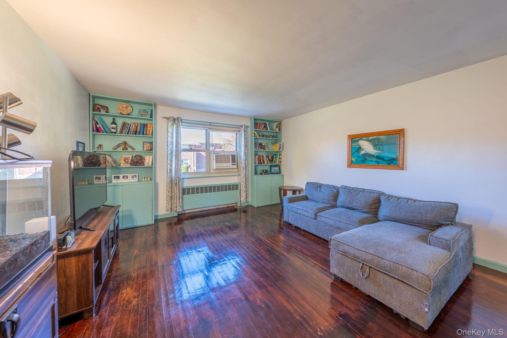 44 Dehaven Dr, Yonkers, NY 10703, USA property photo