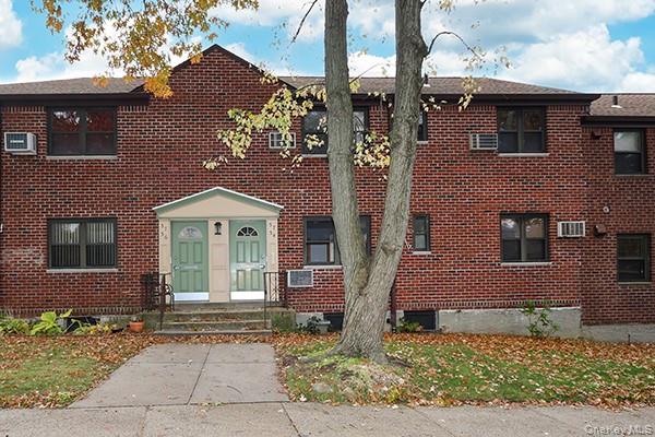 57-54 244th St, Douglaston, NY 11362, USA property photo