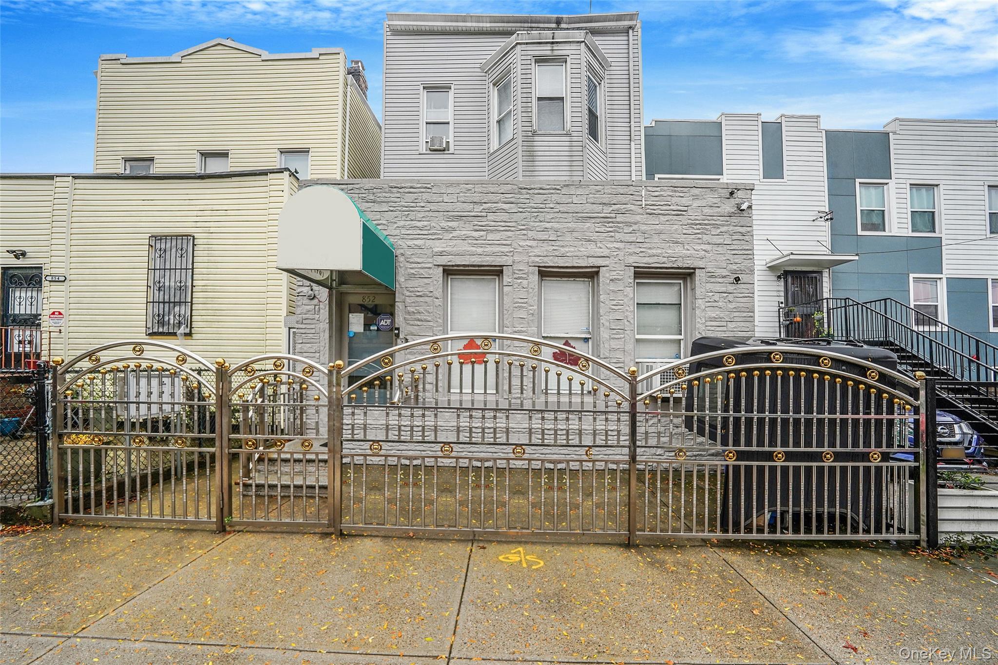852 Blake Ave, Brooklyn, NY 11207, USA property photo