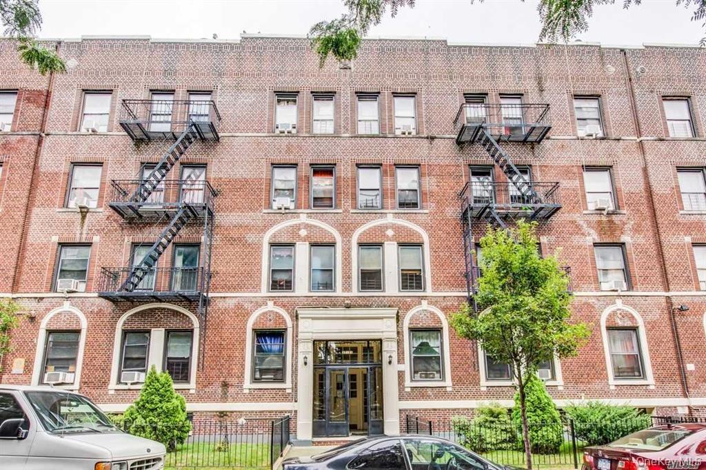 37-57 80th St, Jackson Heights, NY 11372, USA property photo