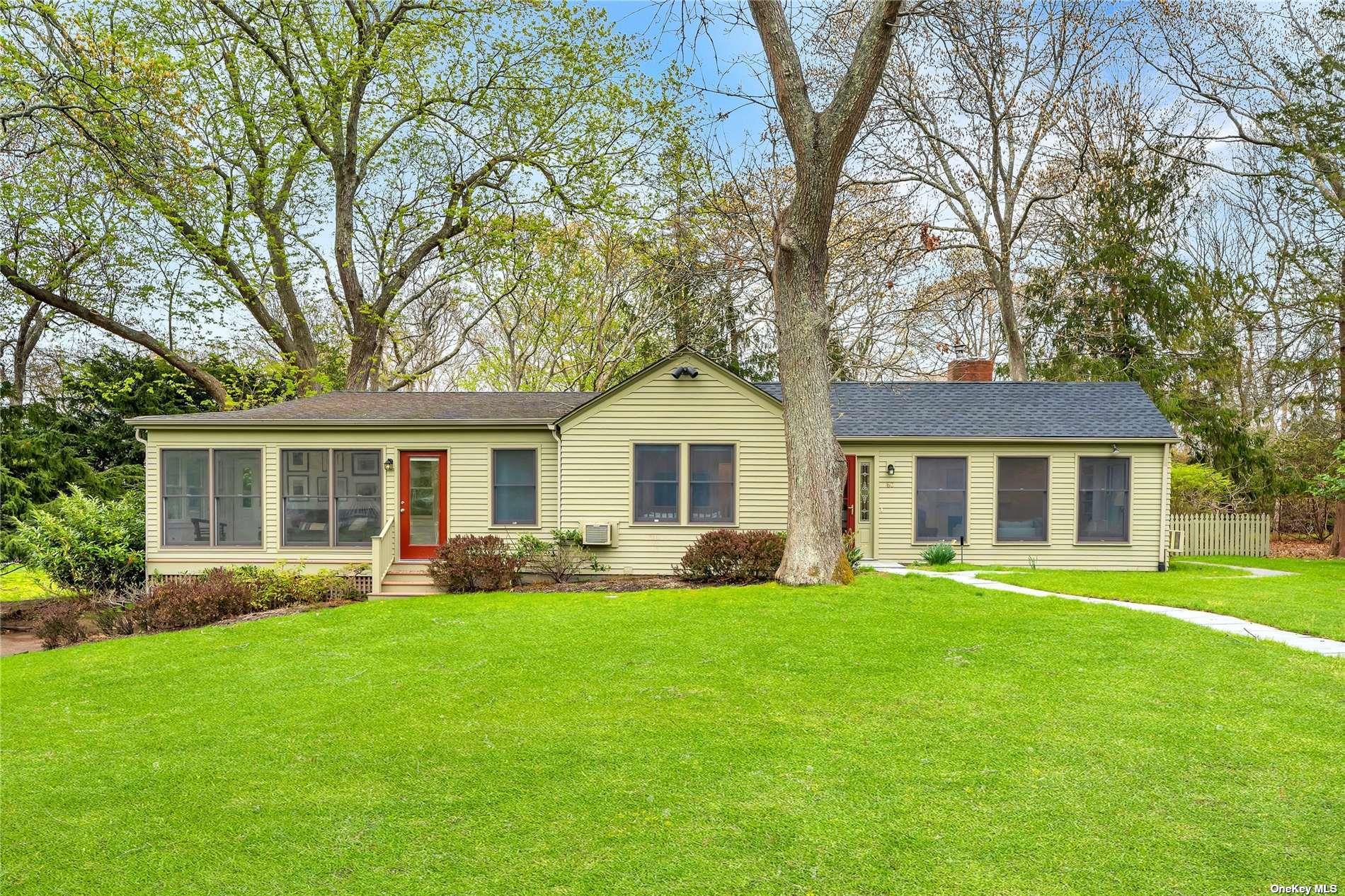 60 Aspatuck Rd, Westhampton Beach, NY 11978, USA property photo