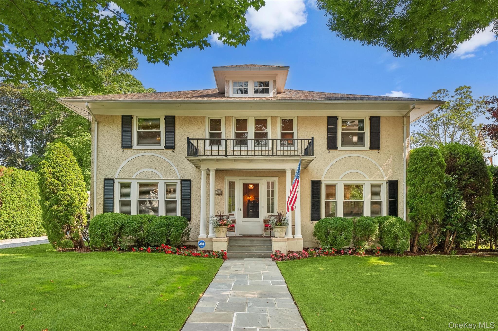 24 Jennings Ave, Southampton, NY 11968, USA property photo