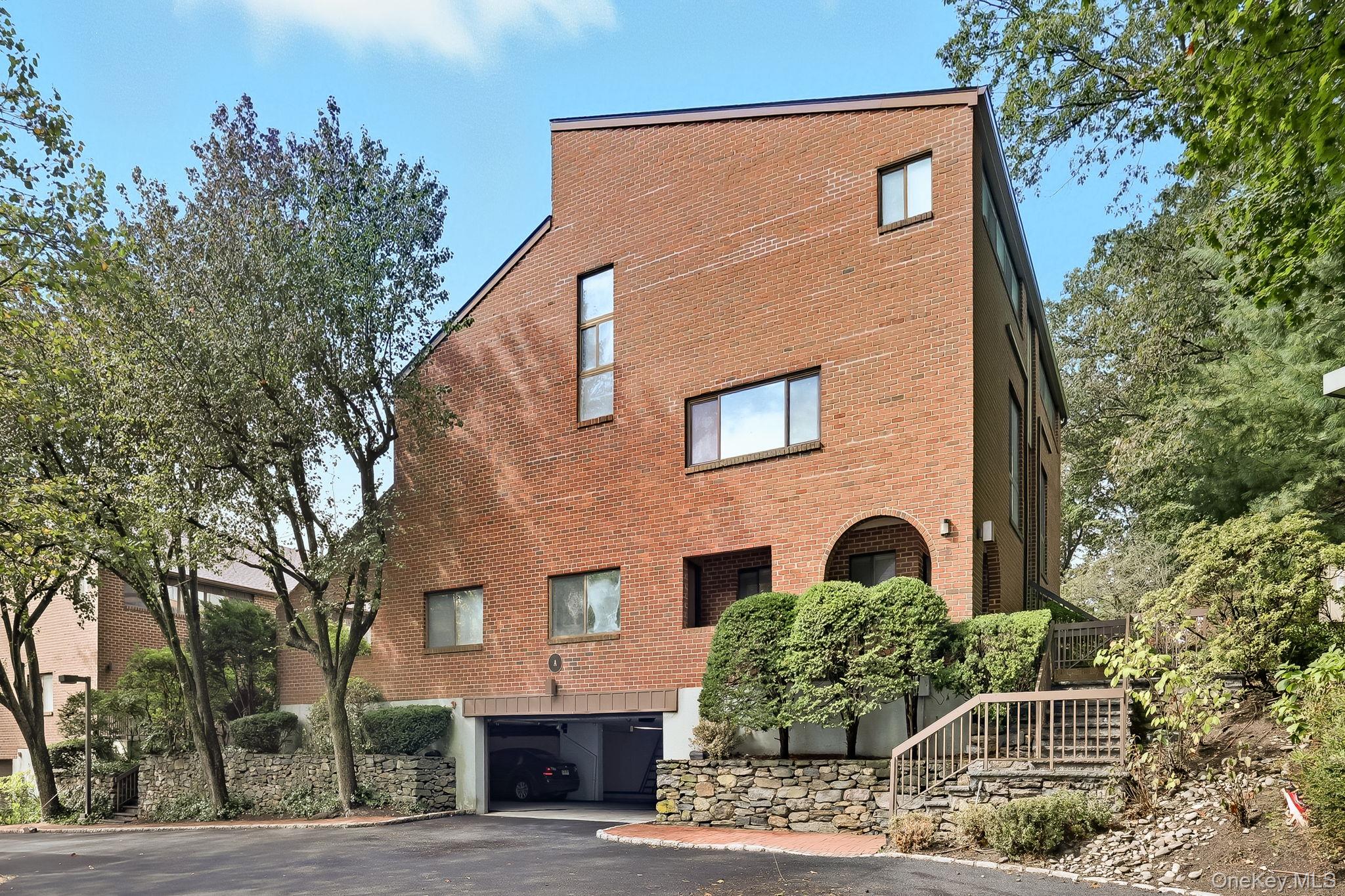 150 S Bedford Rd, Chappaqua, NY 10514, USA property photo