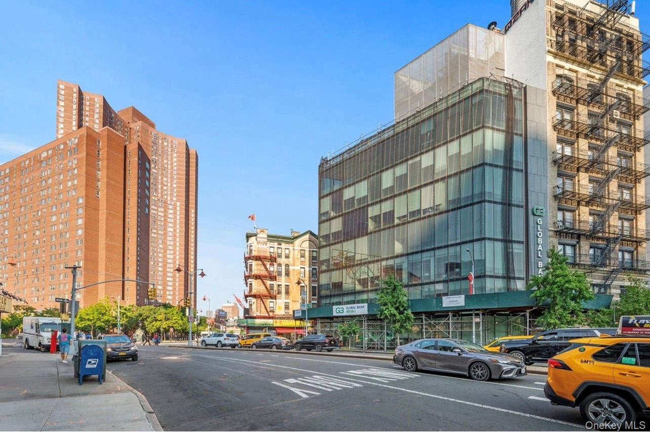 8 Catherine St, New York, NY 10038, USA property photo