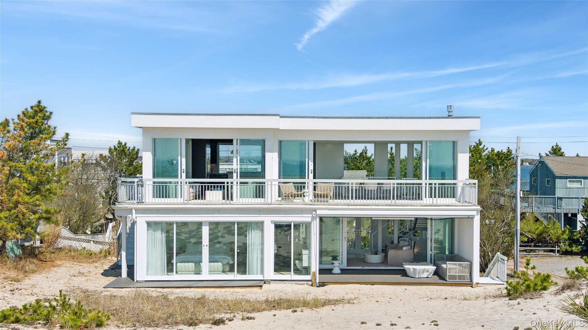 413B Dune Rd, Westhampton Beach, NY 11978, USA property photo