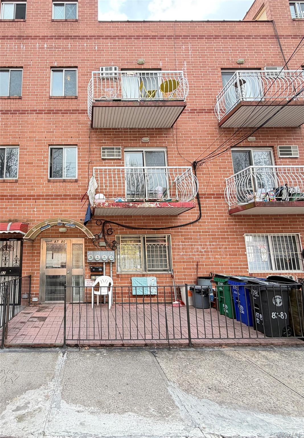 87-80 52nd Ave, Elmhurst, NY 11373, USA property photo