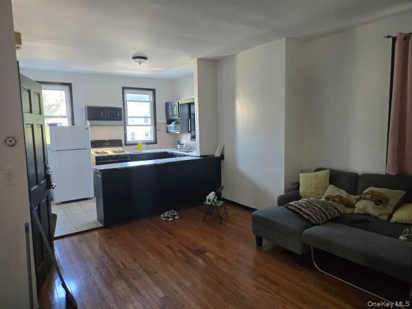 18-13 119th St, Flushing, NY 11356, USA property photo