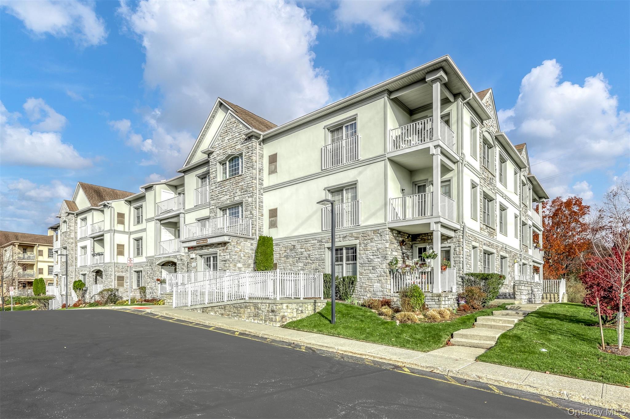 26 N De Baun Ave, Suffern, NY 10901, USA property photo
