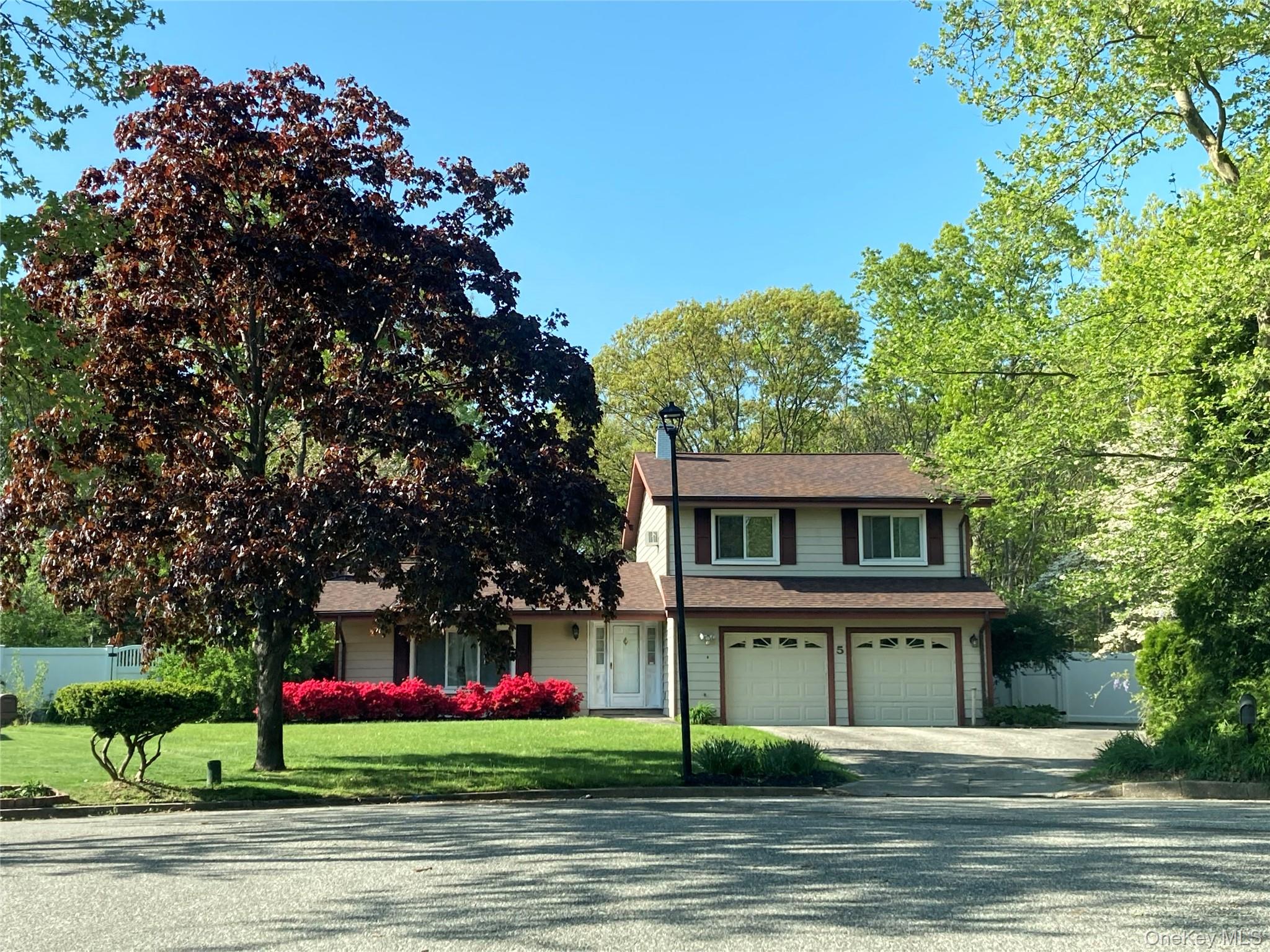 South Setauket, NY 11720, USA property photo