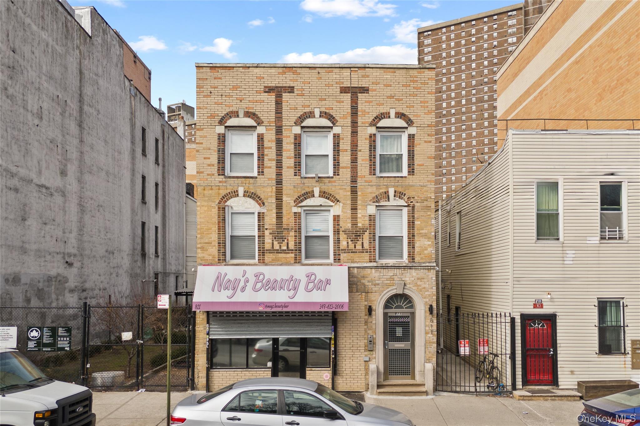 811 Courtlandt Ave, Bronx, NY 10451, USA property photo