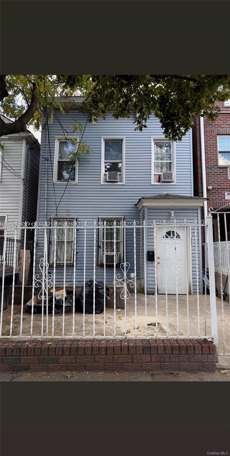 10th St, Brooklyn, NY 11215, USA property photo