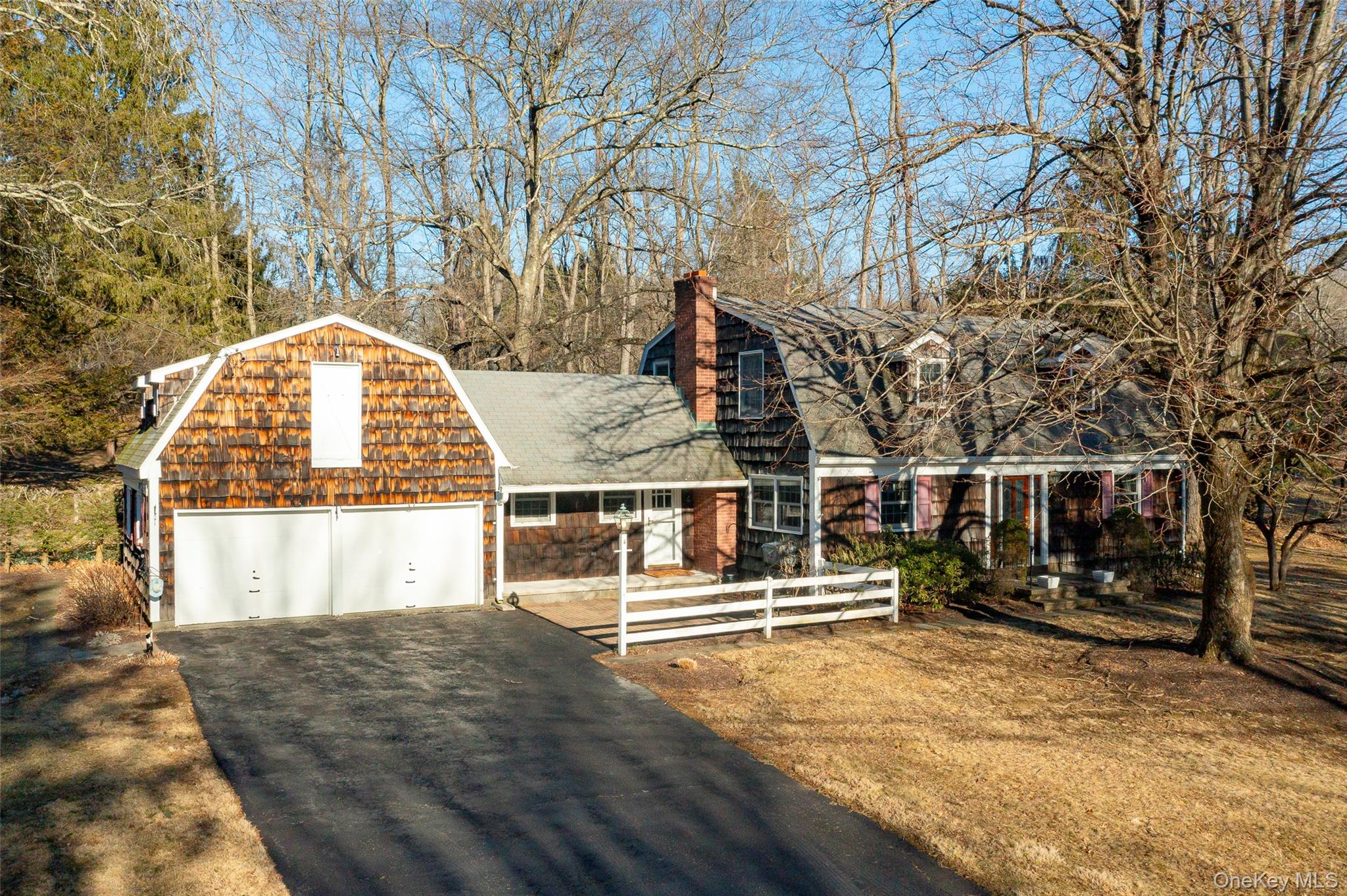 4 McAllister Drive Pleasant Valley, NY 12569 property photo