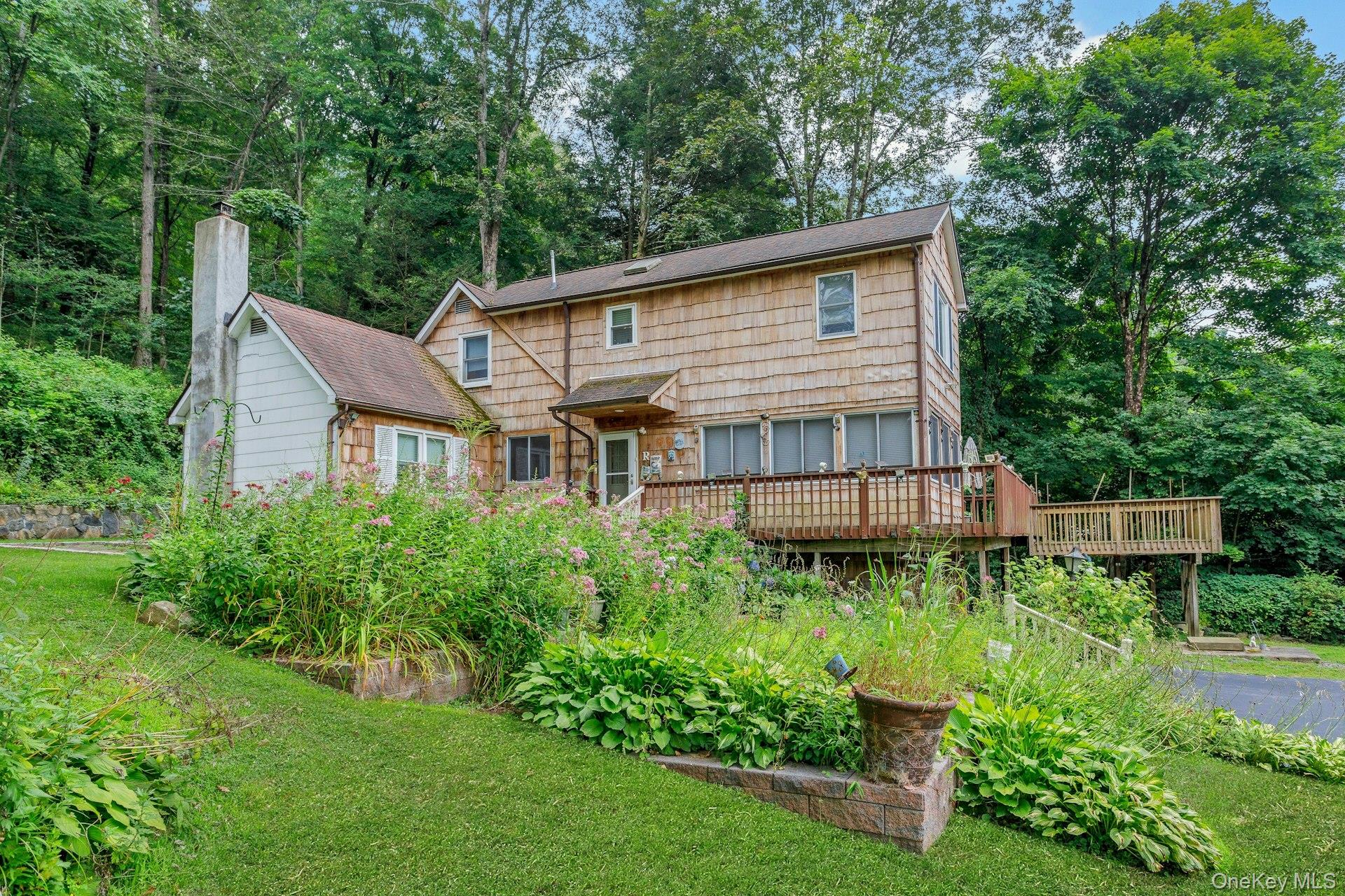 934 Peekskill Hollow Rd, Putnam Valley, NY 10579, USA property photo