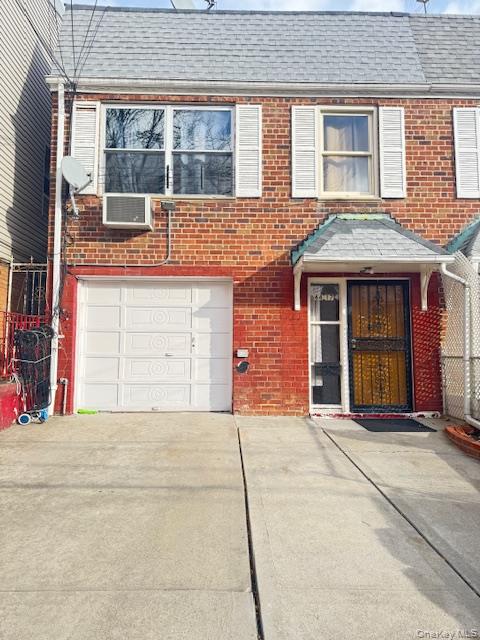 44-17 65th St, Flushing, NY 11377, USA property photo