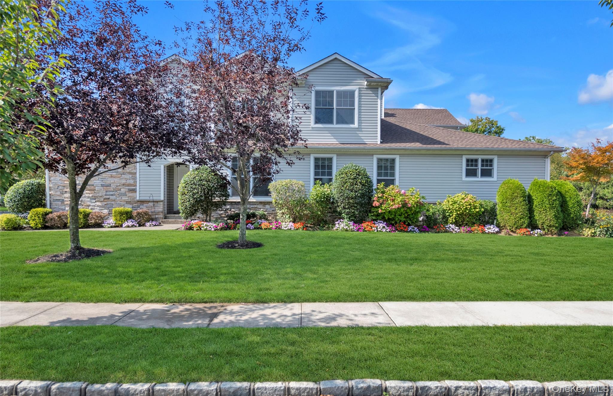 626 Village Green N Port Washington, NY 11050 property photo