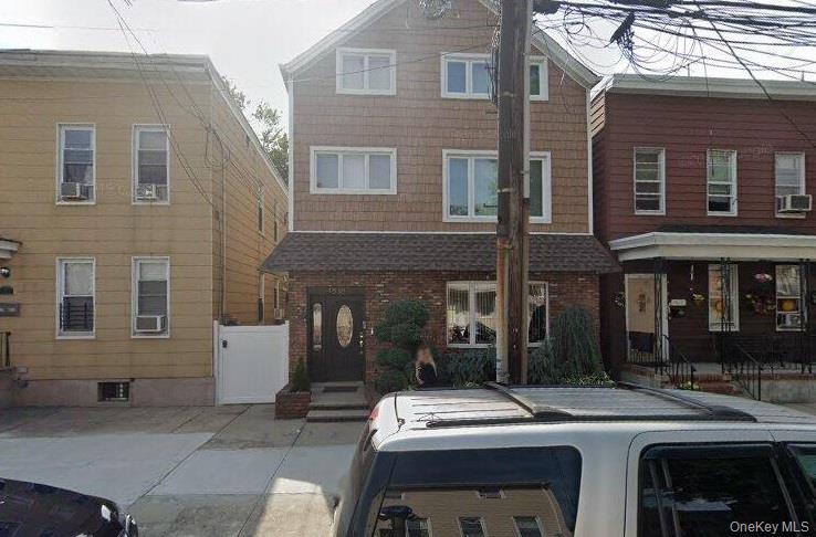 18-38 120th St, Flushing, NY 11356, USA property photo