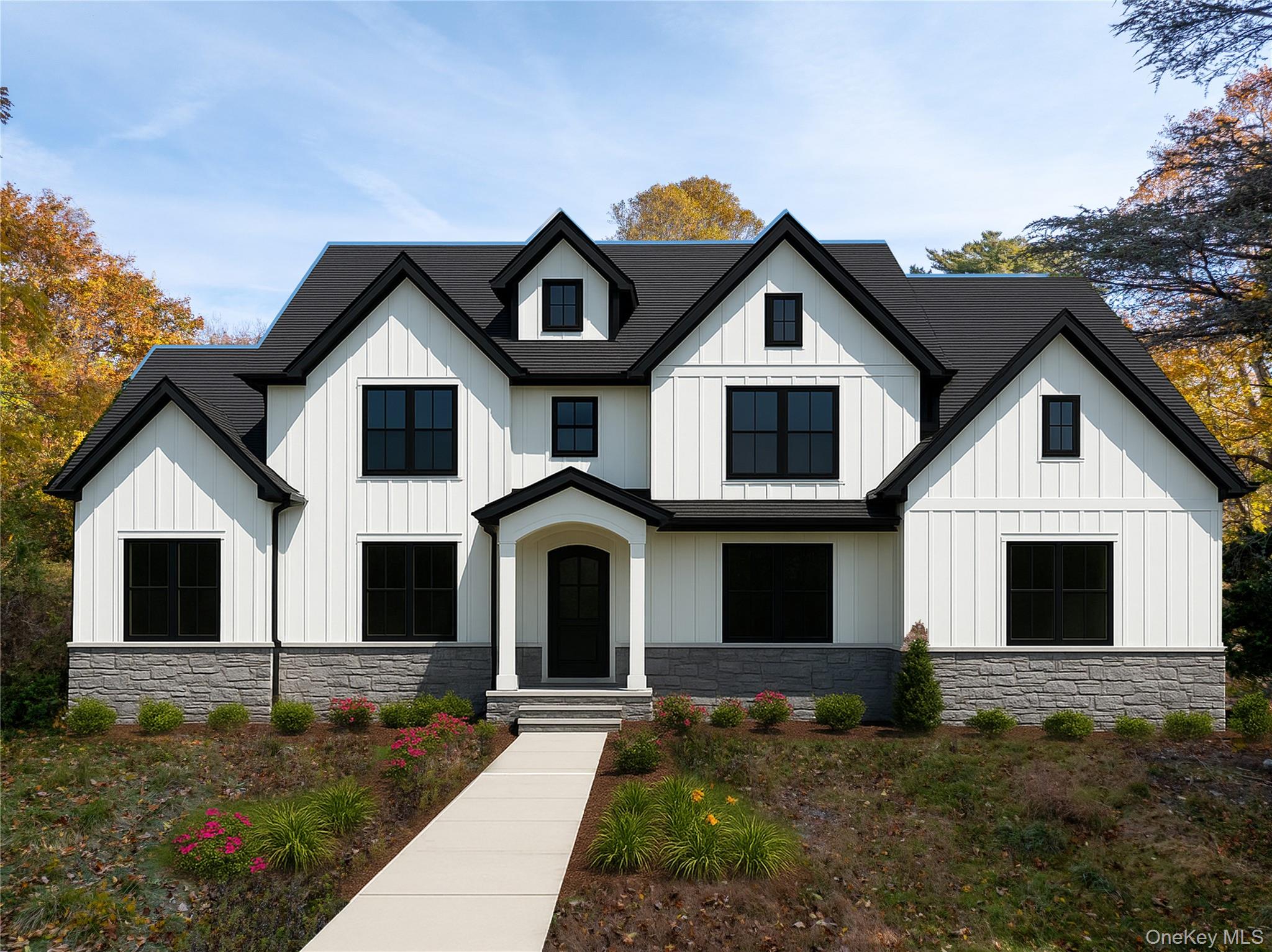 81 Old Broadway Ave, Sayville, NY 11782, USA property photo