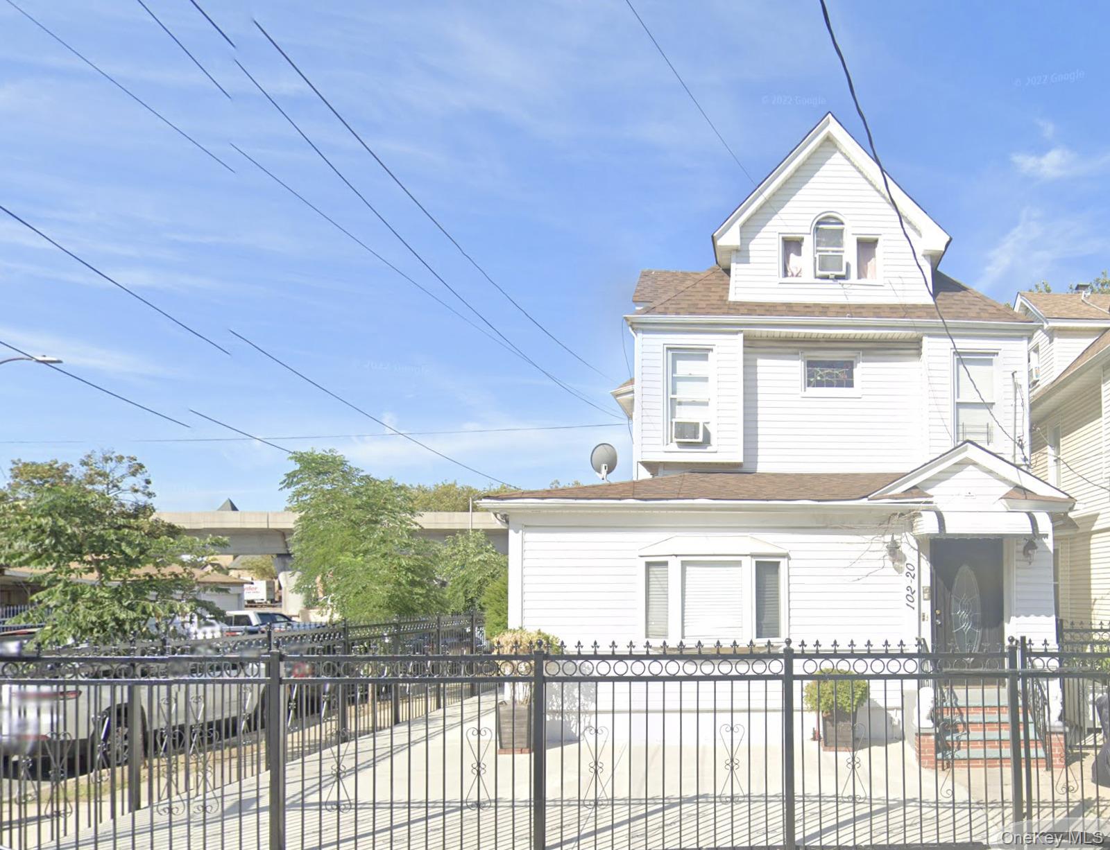 102-20 Remington St, Jamaica, NY 11435, USA property photo