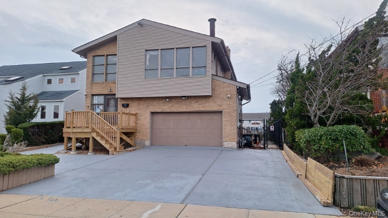 756 Guy Lombardo Ave, Freeport, NY 11520, USA property photo