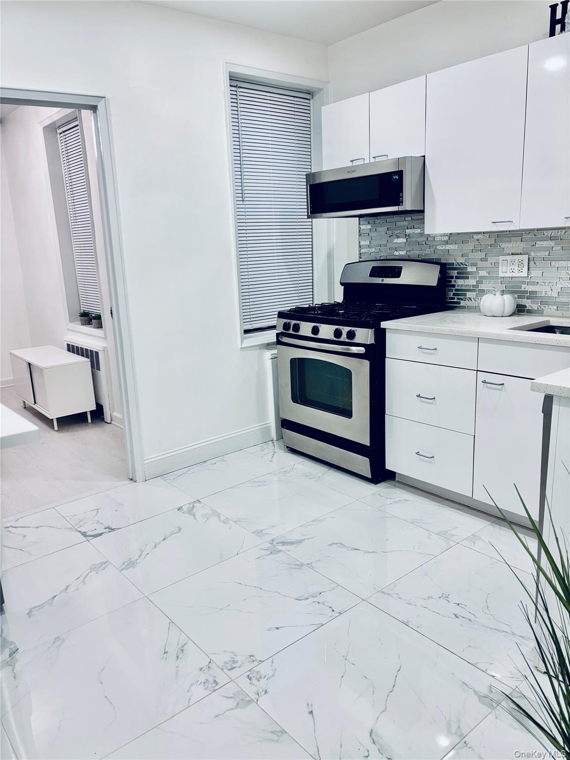 16 N Broadway, White Plains, NY 10601, USA property photo