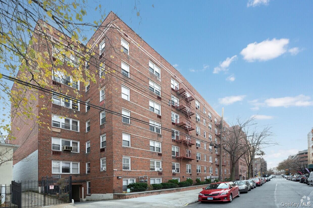3520 Tryon Ave, Bronx, NY 10467, USA property photo