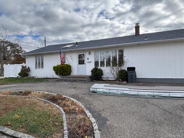 1st St, West Babylon, NY 11704, USA property photo