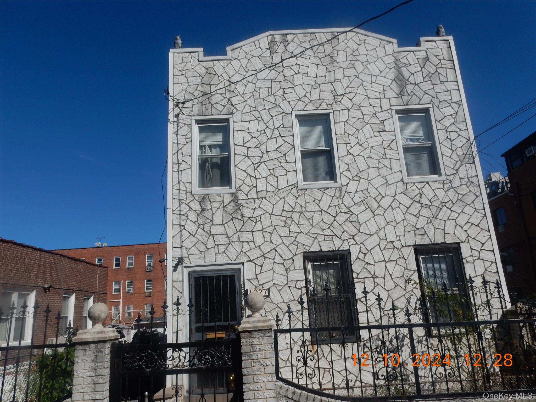 1027 E 83rd St, Brooklyn, NY 11236, USA property photo