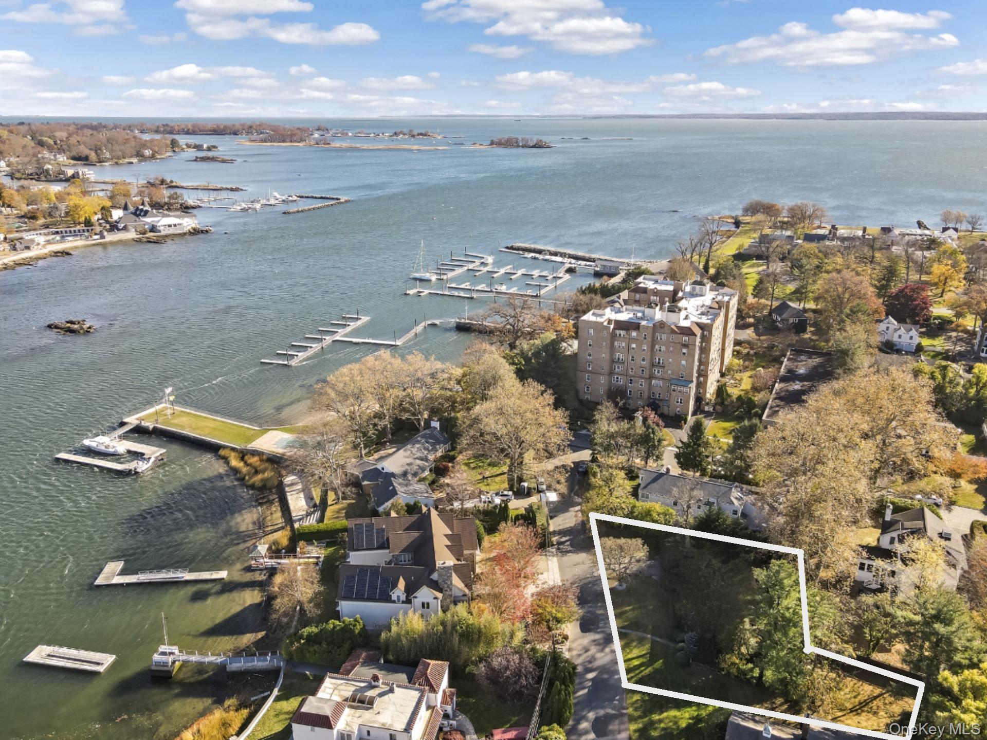 Mamaroneck, NY 10543, USA property photo