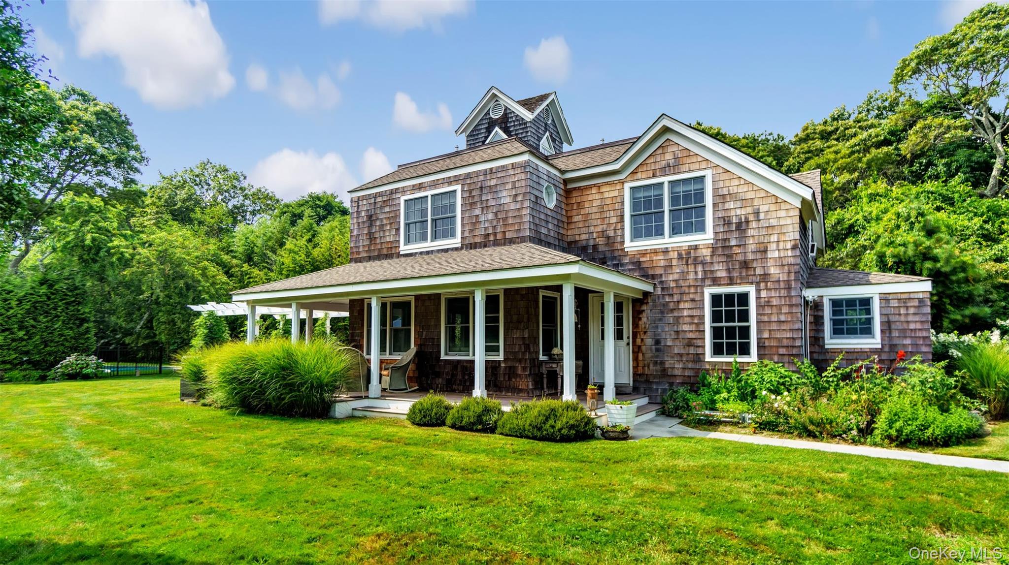 9 Ocame Ave, Westhampton Beach, NY 11978, USA property photo