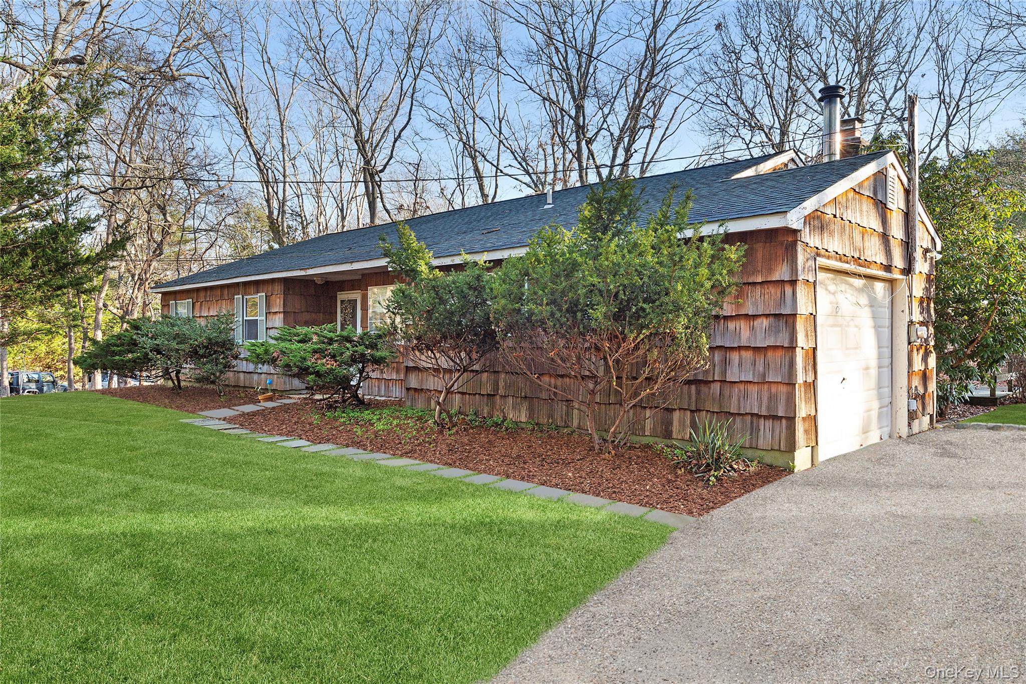16 Settlers Landing Ln, East Hampton, NY 11968, USA property photo